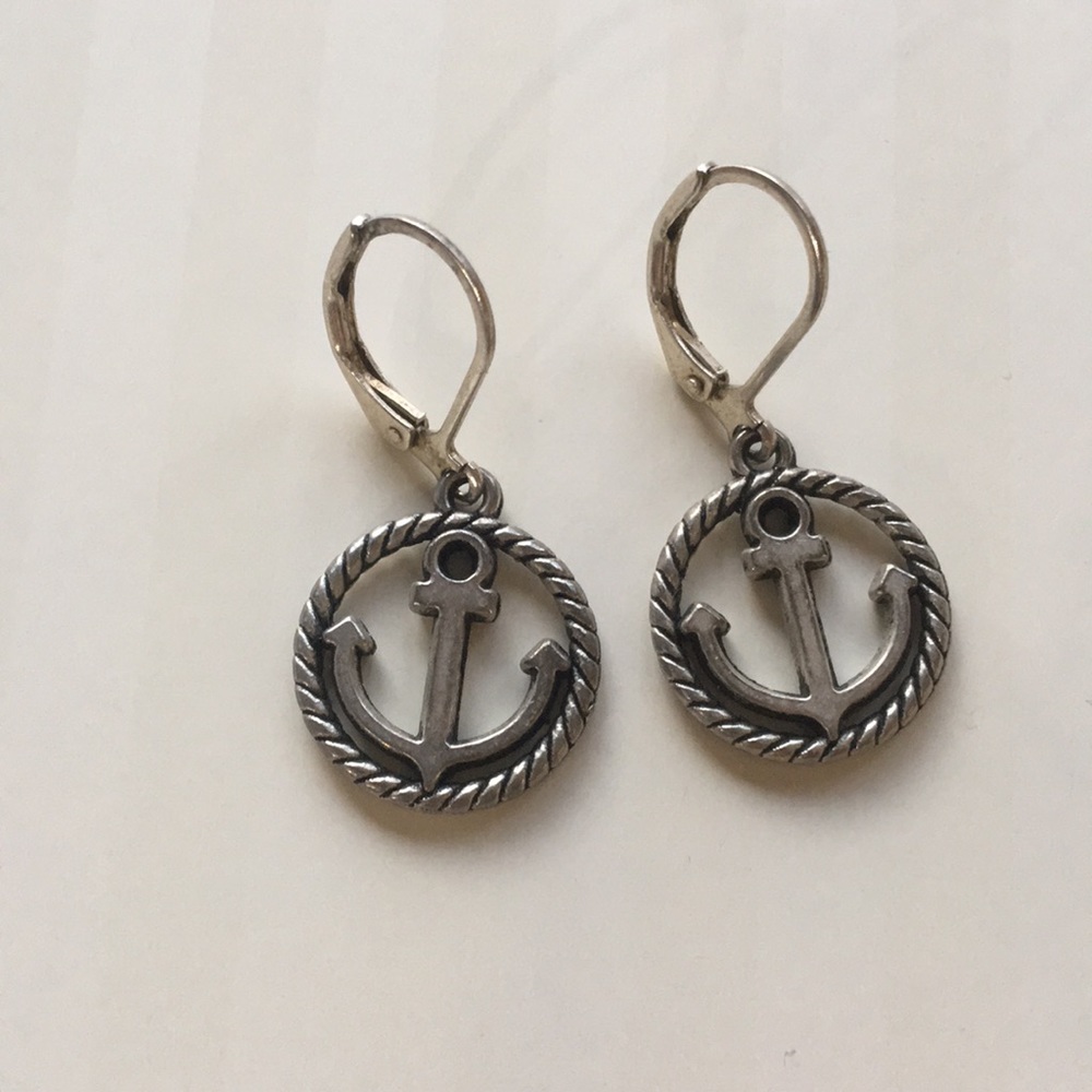 ⚡️SALE✨ Anchor Earrings! ⚓️